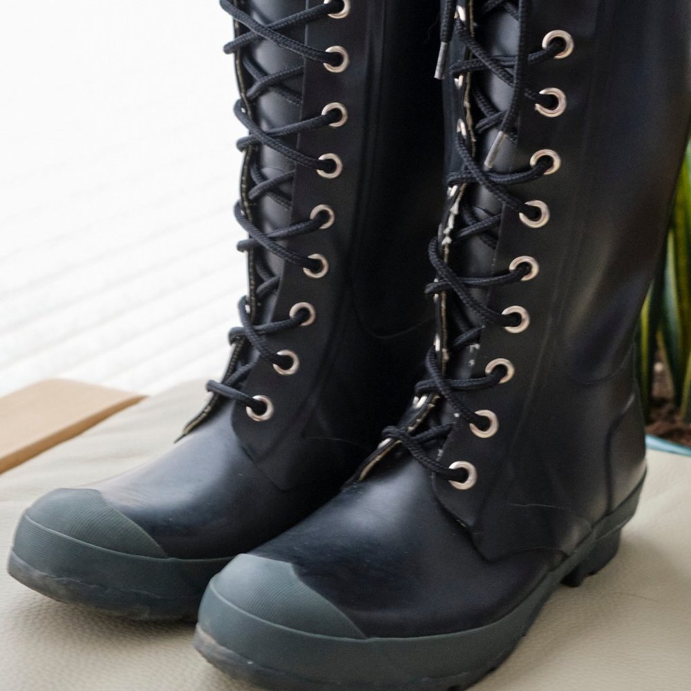 HUNTER Watling Black Lace-Up Rain Boots 6 - Picture 2 of 15